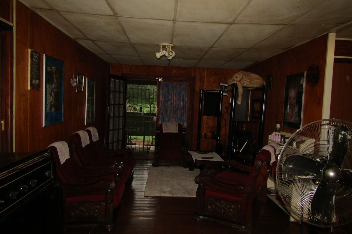 Charming Northam Farm Home with Plenty of Space - Photo 3