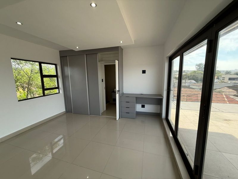 To let in Virginia, absolute style and luxury with stunning sea views - Photo 9