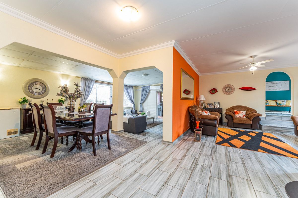 Spacious Family Living with Solar Convenience & Scenic Views - Photo 5