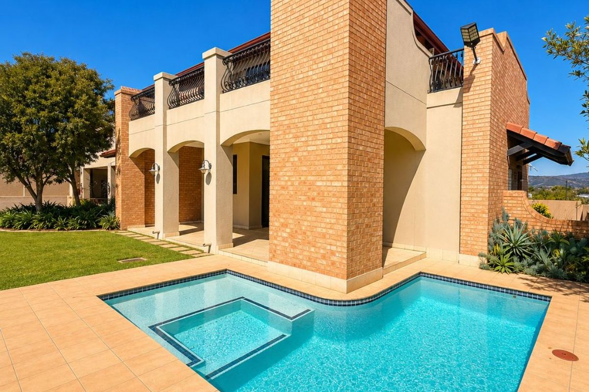 5 Bed House in Avianto Estate for Rent - Photo 4