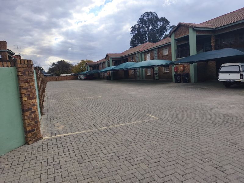 3 Bed Town house in Modder East for Sale - Photo 3