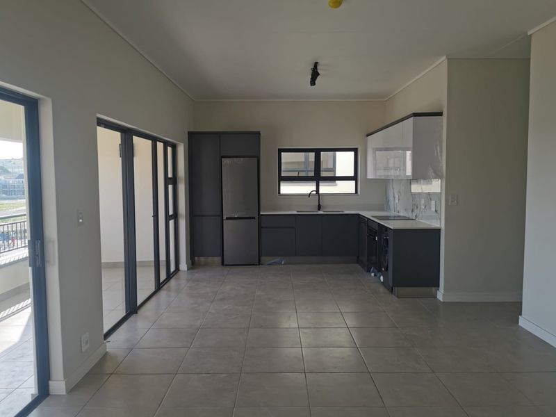 Spacious, Modern 2-Bedroom Penthouse Apartment in The Huntsman Lifestyle Estate. - Photo 8