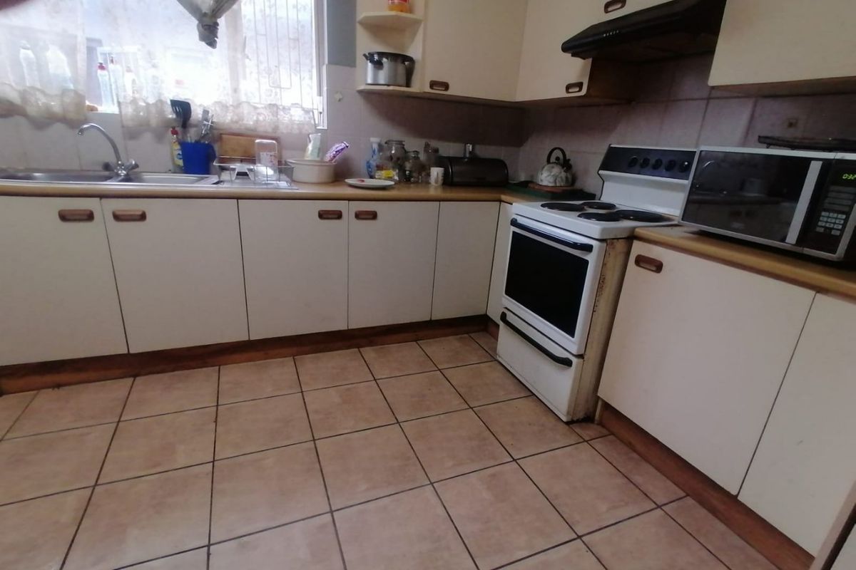 4 Bedroom Home Up for Grabs - Photo 4