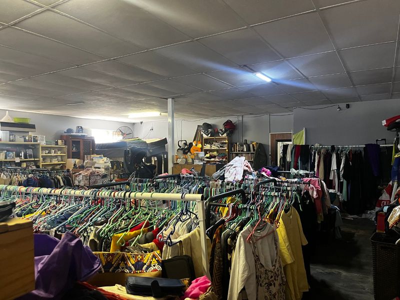 191m2 Commercial Property to Let - Photo 5