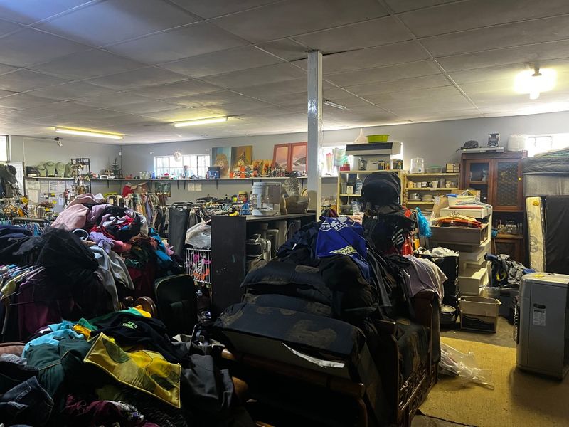 191m2 Commercial Property to Let - Photo 6
