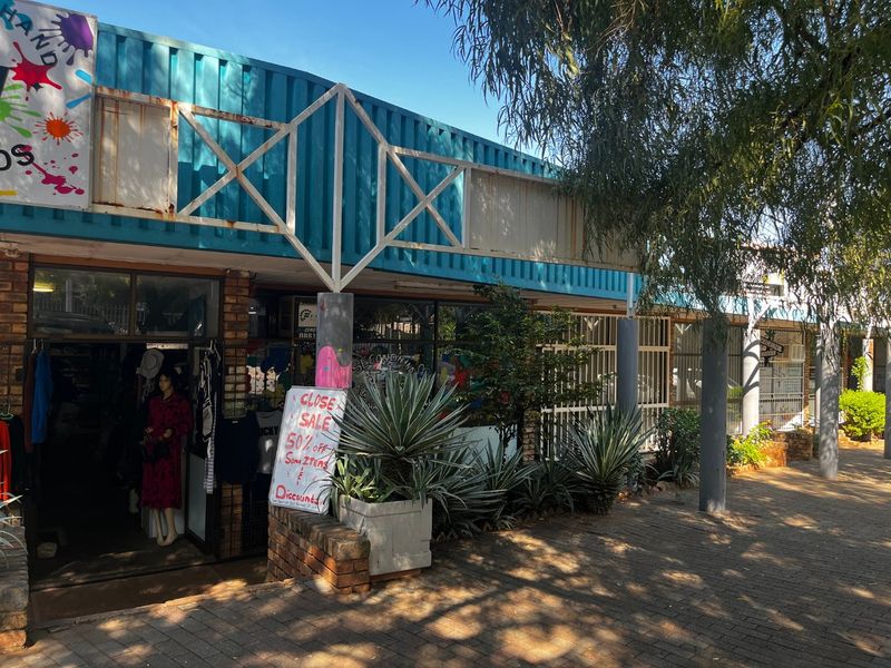 191m2 Commercial Property to Let - Photo 3