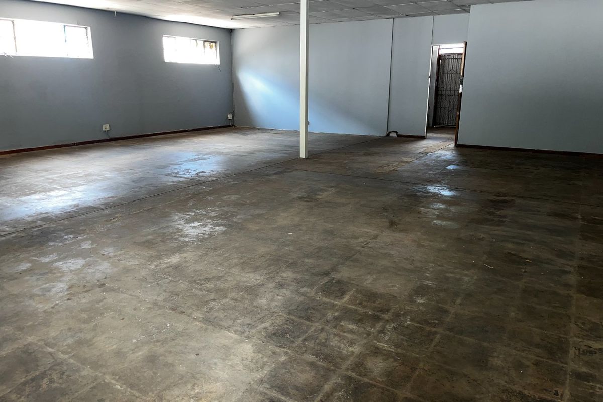 191m2 Commercial Property to Let - Photo 5