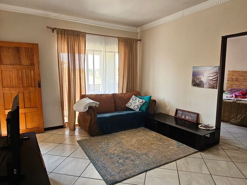 2-Bedroom Sectional Title Unit in Brits - Photo 6