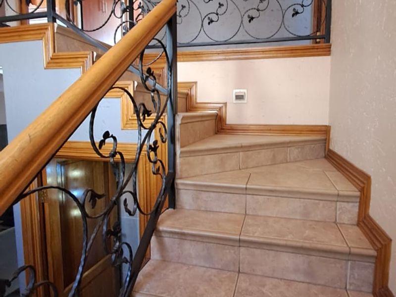 Stylish Cluster Home Near Emerald Casino – Just Move In! - Photo 8