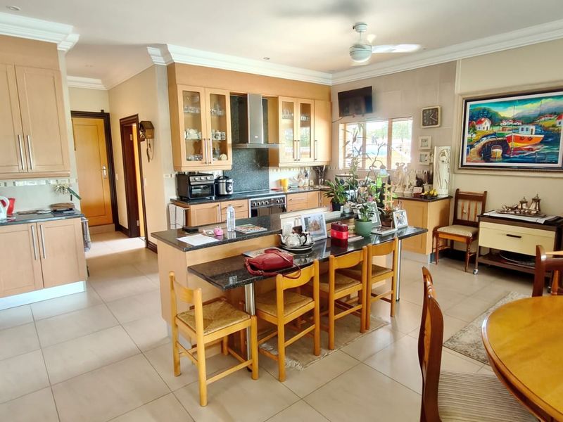 Experience refined estate living in this immaculate full-title home - Photo 7