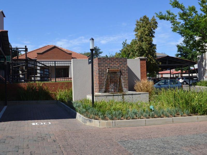 One bedroom apartment  for sale in  Noordwyk, Midrand call  us Now - Photo 10