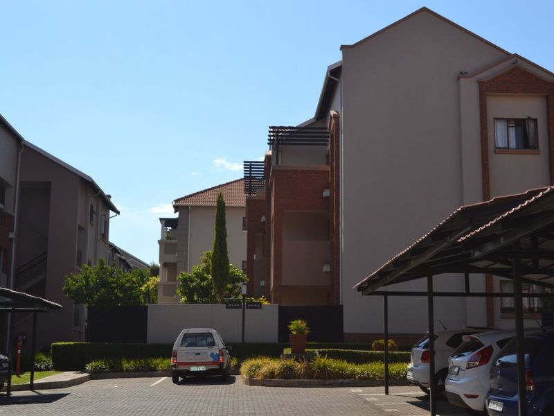 One bedroom apartment  for sale in  Noordwyk, Midrand call  us Now - Photo 8