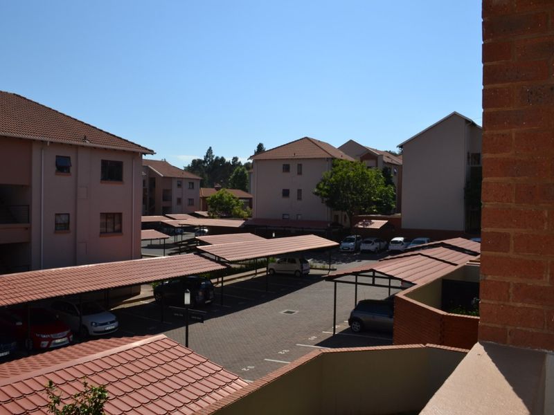 One bedroom apartment  for sale in  Noordwyk, Midrand call  us Now - Photo 7