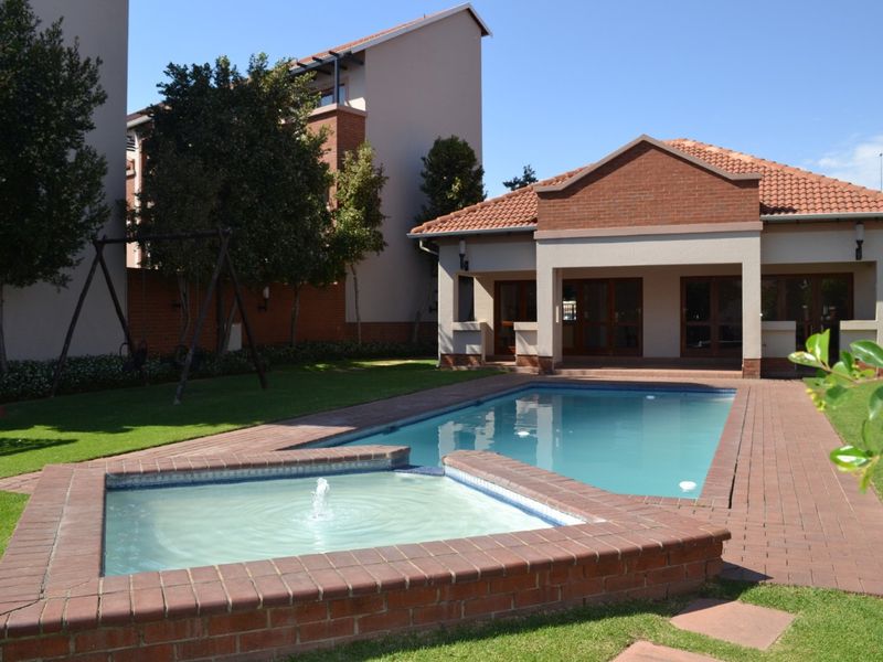 One bedroom apartment  for sale in  Noordwyk, Midrand call  us Now - Photo 5