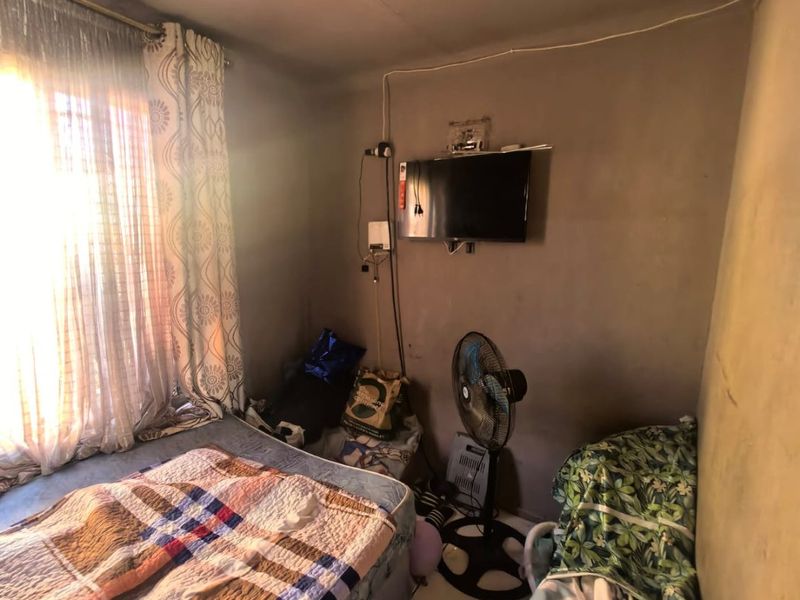 2 Bedrooms, 1 Bathroom House For Sale In Phoenix, Durban - Photo 8