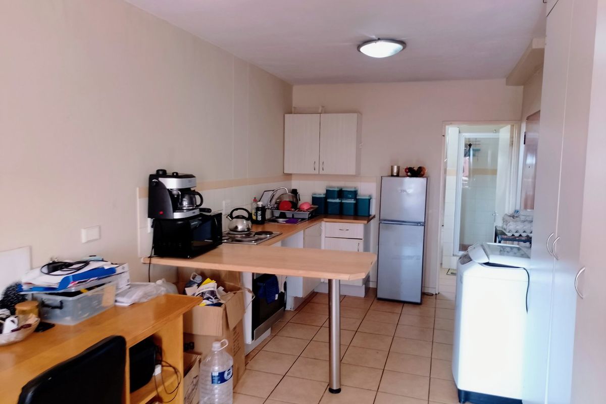 Studio Apartment for Sale – Die Wilgers, Pretoria. - Photo 5