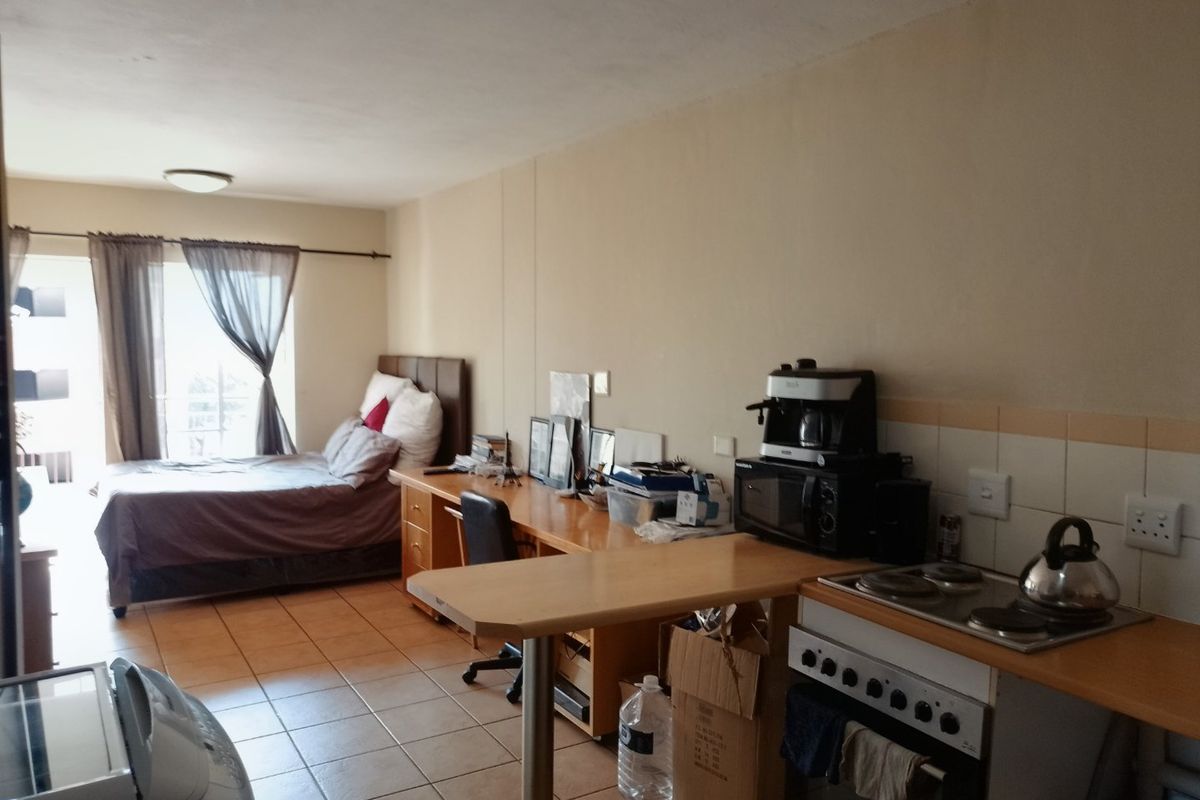 Studio Apartment for Sale – Die Wilgers, Pretoria. - Photo 3