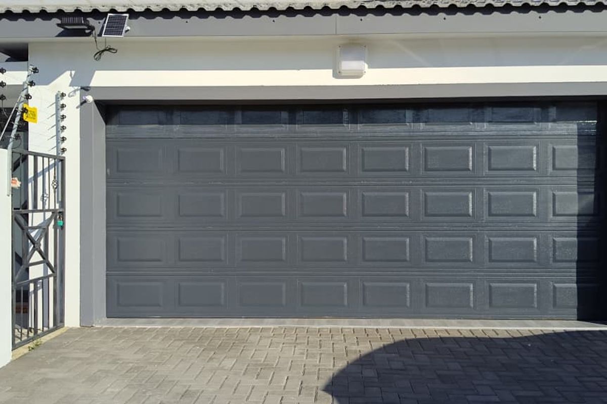 A Fully furnished 3 Bedrooms house to let - Photo 2