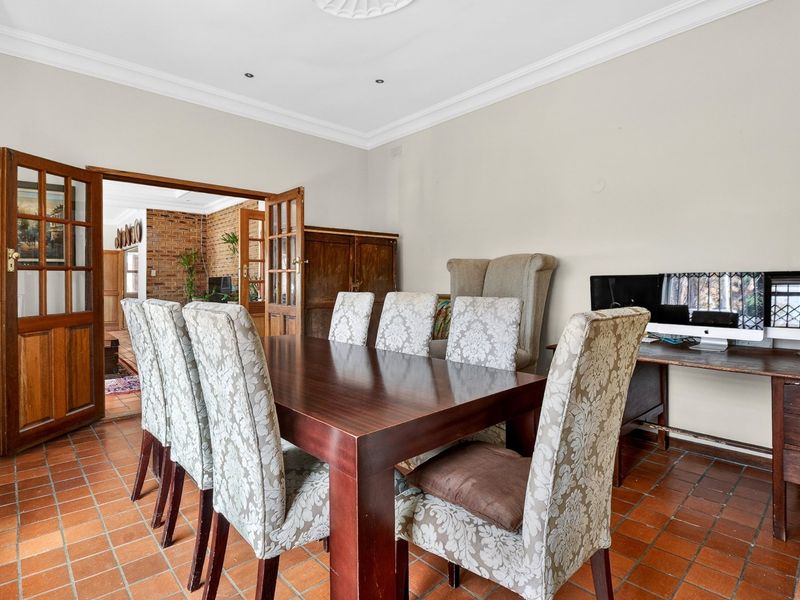 New Listing - 3 Beds 2 Baths LOCATION! LOCATION! - Photo 6