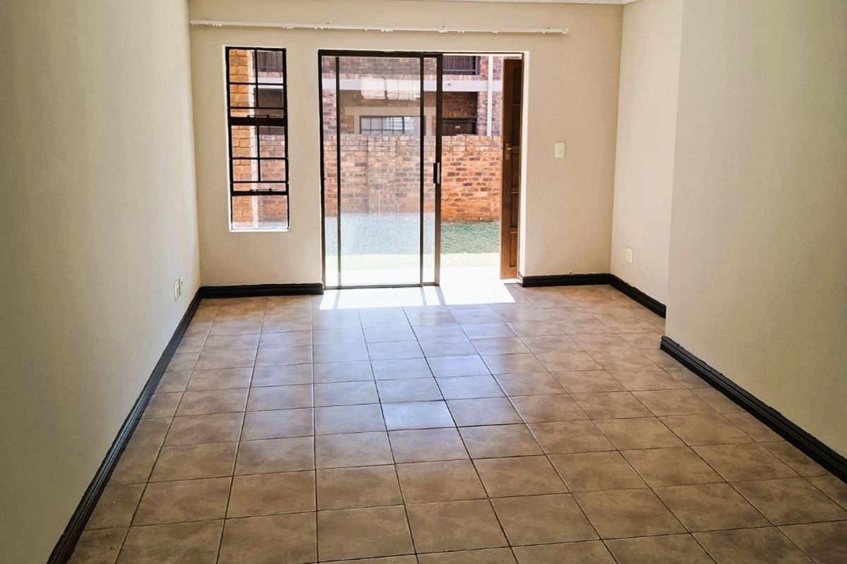 Modern Ground Floor Unit in Magalieskruin - Photo 5