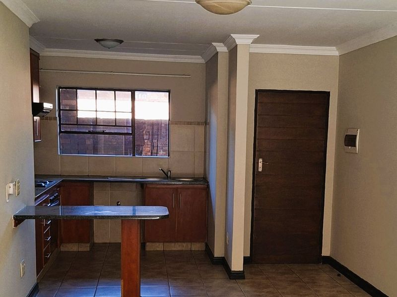 Modern Ground Floor Unit in Magalieskruin - Photo 10