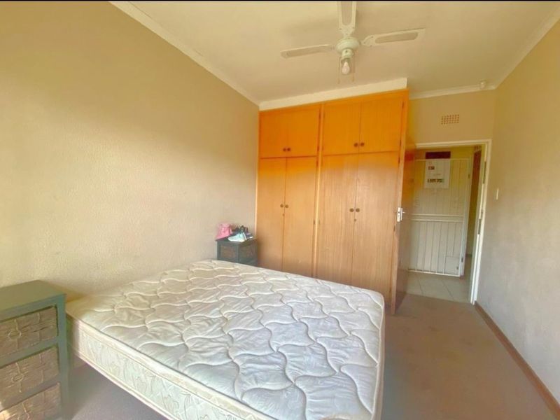 SPACIOUS FAMILY LIVING ON A 1 500m2 STAND IN PRIME WILKOPPIES - Photo 7