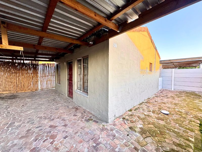 Freestanding two bedroom house for sale - Photo 5