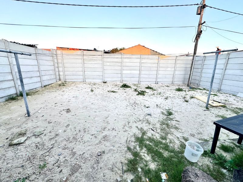 Freestanding two bedroom house for sale - Photo 7