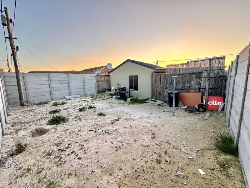 Freestanding two bedroom house for sale - Photo 6