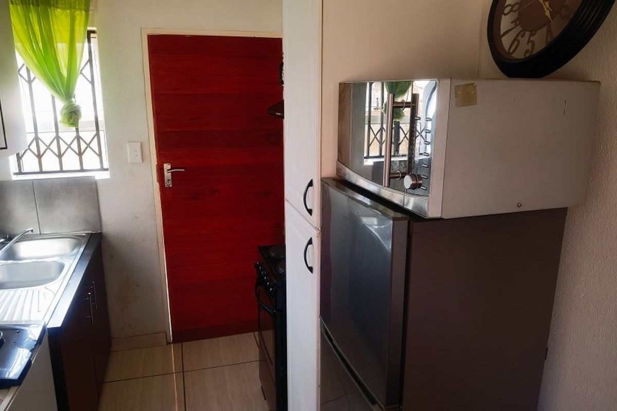 2 Bedroom house for Sale in Alliance - Photo 3