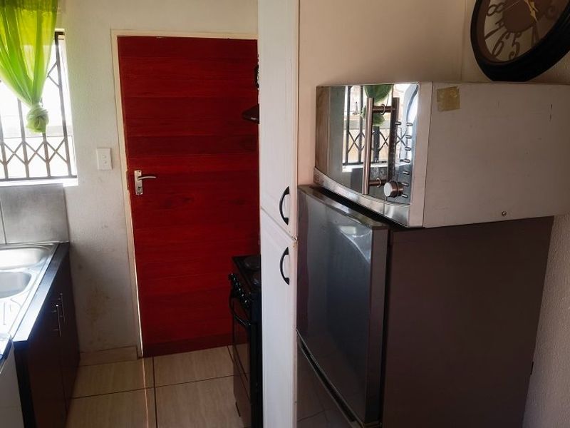 2 Bedroom house for Sale in Alliance - Photo 3