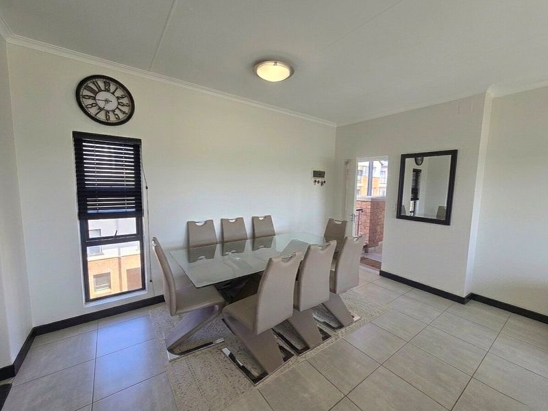 Stylish Apartment Living in Ballito Hills - Photo 4