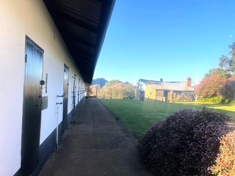 A 3.2 Hectare Rare Midlands Heritage Estate with Endless Potential for Equestrian, Business or Residential- Nottingham, Midlands - Photo 10