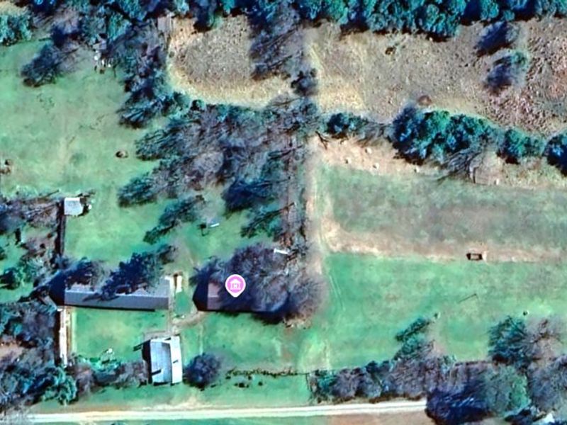 A 3.2 Hectare Rare Midlands Heritage Estate with Endless Potential for Equestrian, Business or Residential- Nottingham, Midlands - Photo 1