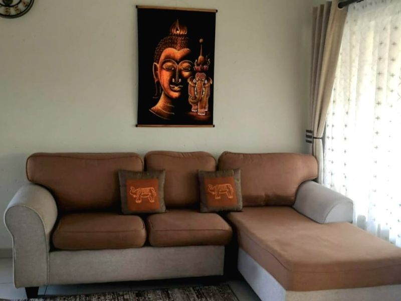 Modern 2 Bedroom 1 Bathroom Apartment in Rynfield - Photo 7