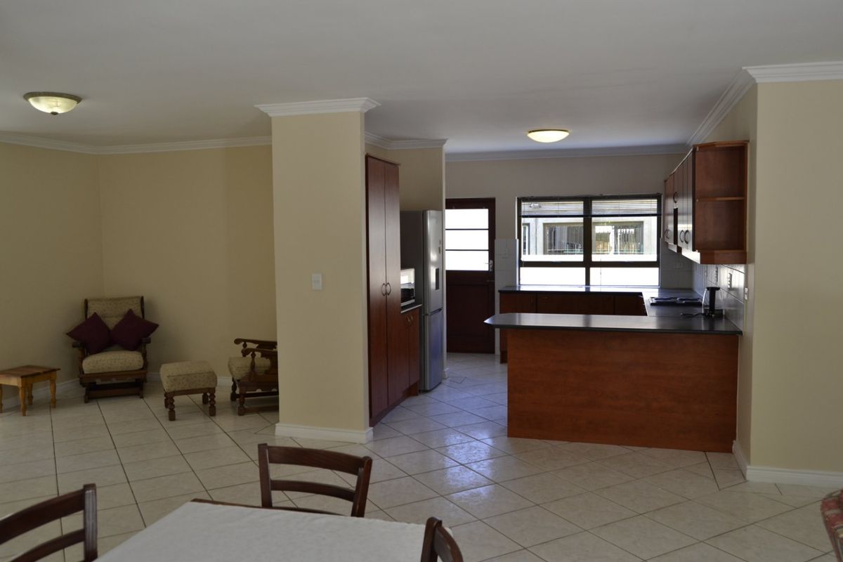 Spacious Pet-Friendly Family Home to Rent in Cape Heritage | R26 000 per Month - Photo 2