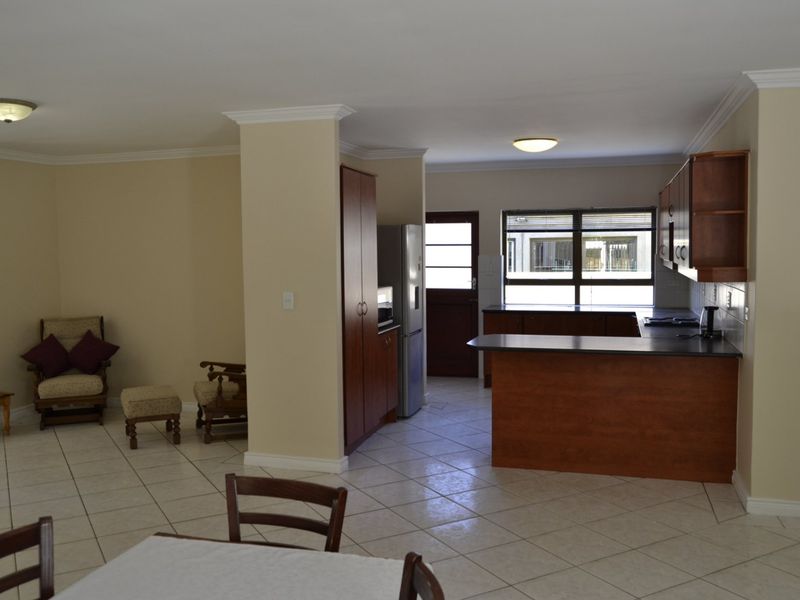 Spacious Pet-Friendly Family Home to Rent in Cape Heritage | R26 000 per Month - Photo 2
