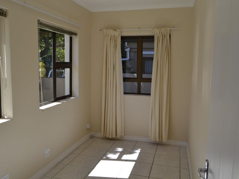 Spacious Pet-Friendly Family Home to Rent in Cape Heritage | R26 000 per Month - Photo 9