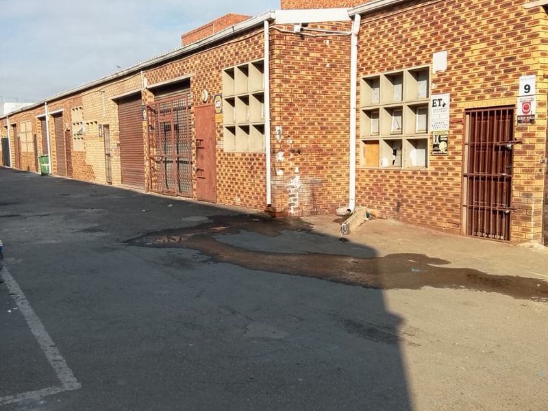 Prime Springfield Park industrial space for rent - Photo 6