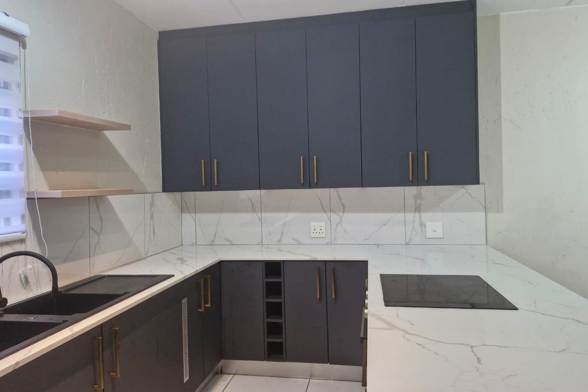3 Bedroom Duplex for Sale in Honeydew Grove - Photo 3