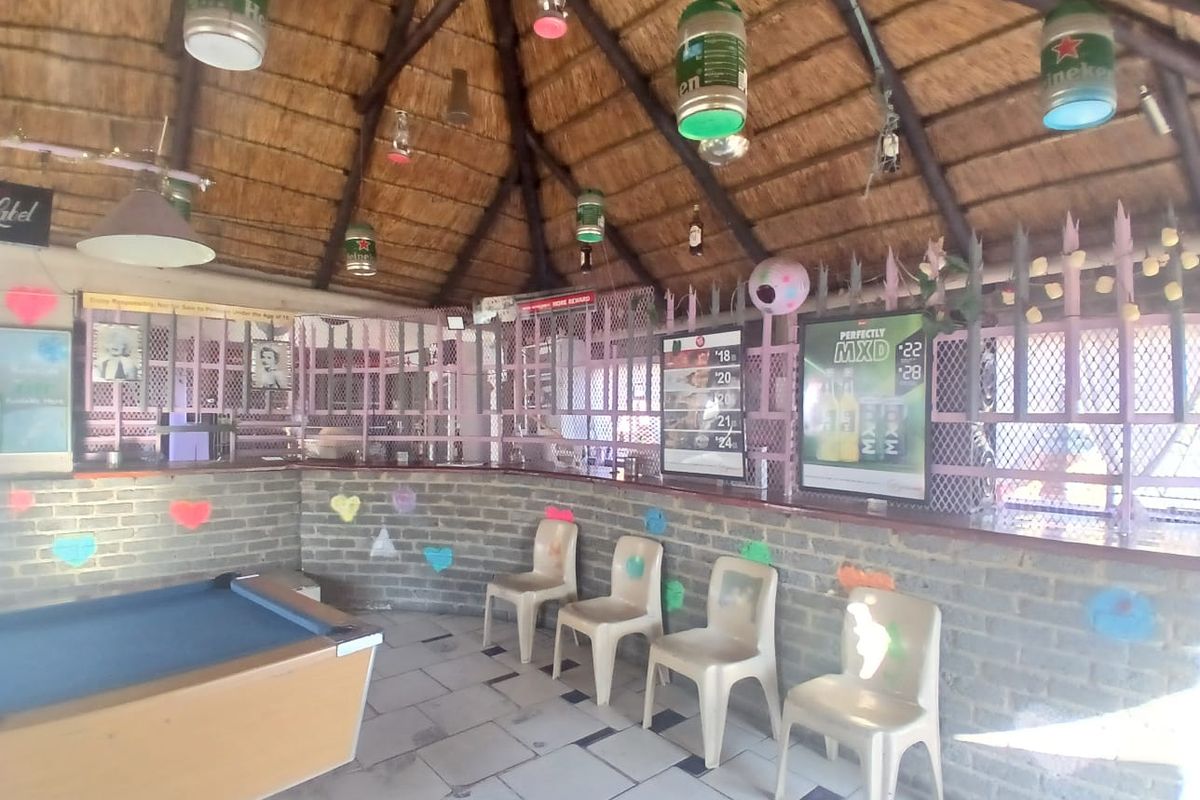 !!!Profitable living for under R800 000!!! - Photo 3