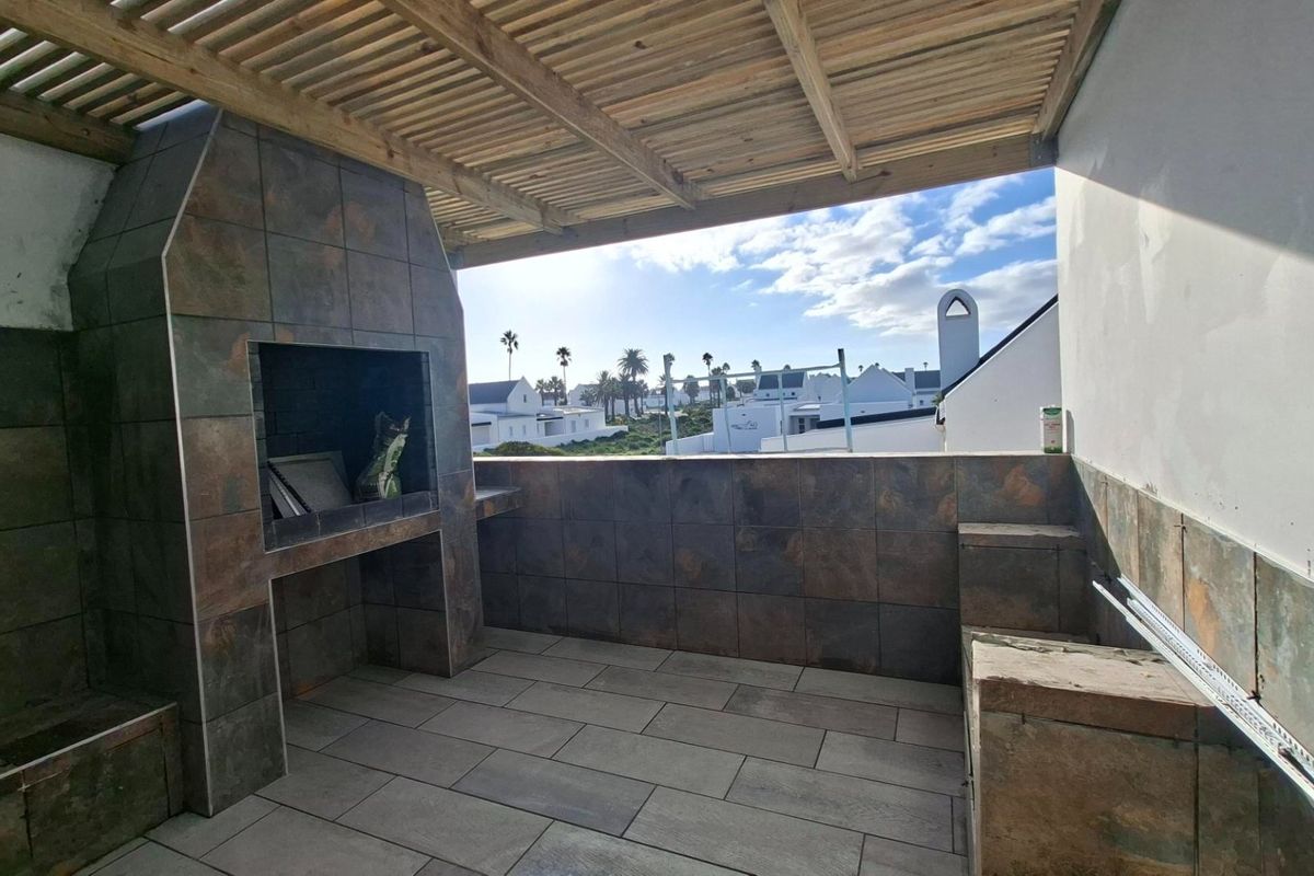 3 Bedroom House for Sale in Lampiesbaai, St Helena bay - Photo 3