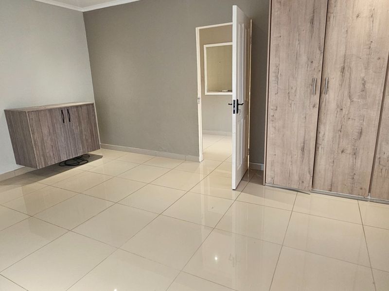 Stepless Townhouse | Musgrave - Photo 8