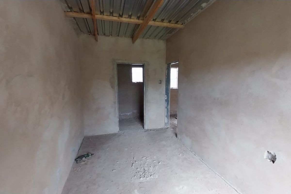 6 unfinished units For sale in Moshate gardens soshanguve  - Photo 2
