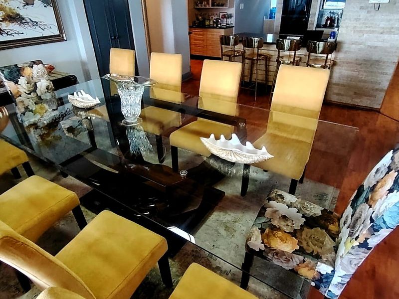 5 Bedroom House for Sale in Beacon Bay - Photo 10