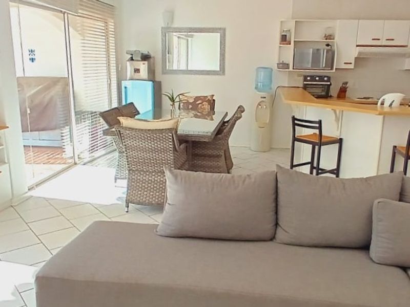 Stunning Vaal Dam Retreat in Secure Sunset Cove Estate - Photo 5