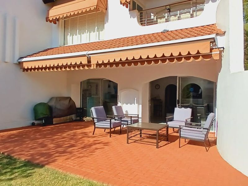 Stunning Vaal Dam Retreat in Secure Sunset Cove Estate - Photo 2