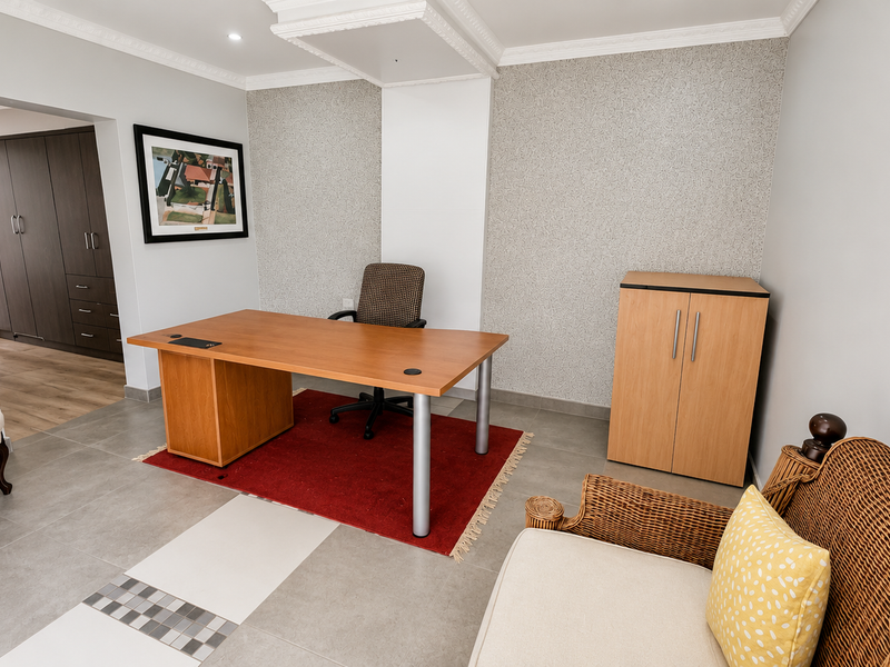 10 Bedroom and 10 En-suite for sale in Stilfontein - Photo 8