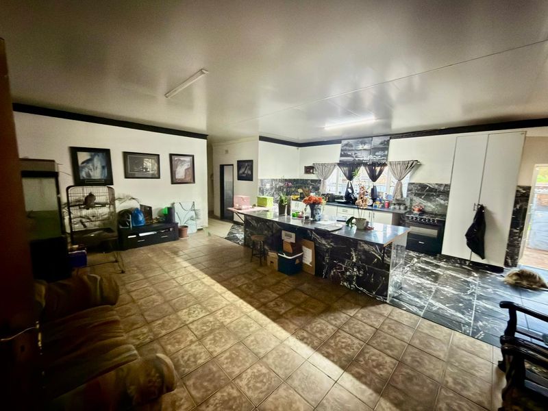 Family home in Songloed - Photo 2