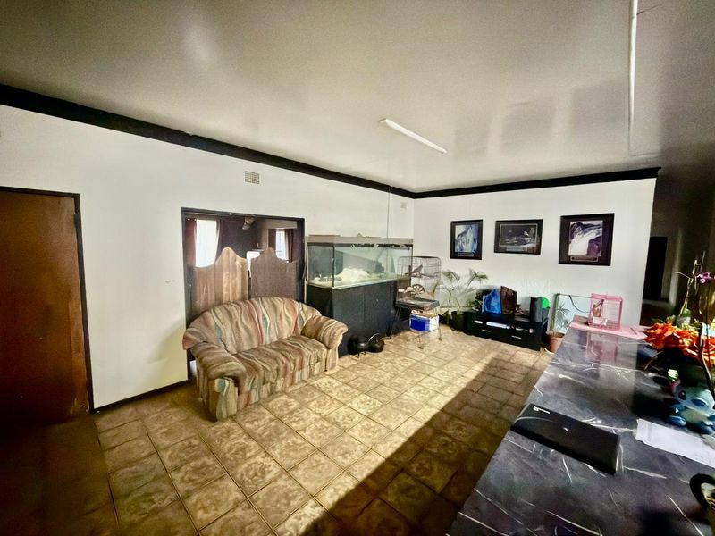 Family home in Songloed - Photo 4